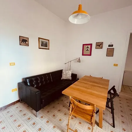 Lovely 2 Bedroom Unit,patio And Close *